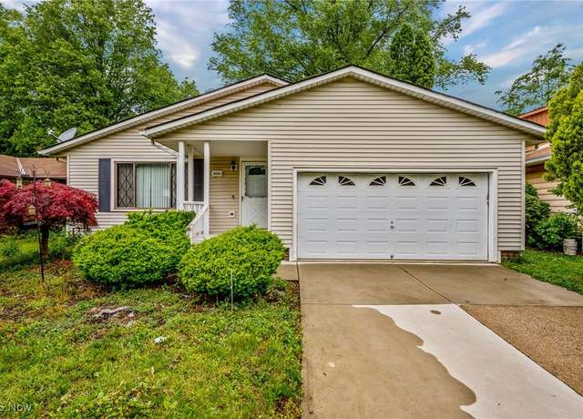 Property at 14943 Carol Dr, Maple Heights, OH 44137, 4 beds, 2.5 baths