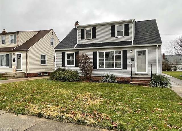 Property at 13109 Oakview Blvd, Garfield Heights, OH 44125, 4 beds, 3 baths