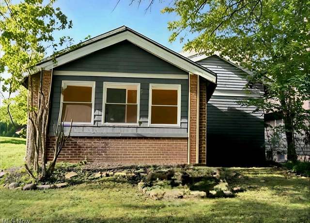 Property at 3327 Bradford Rd, Cleveland Heights, OH 44118, 3 beds, 1 bath