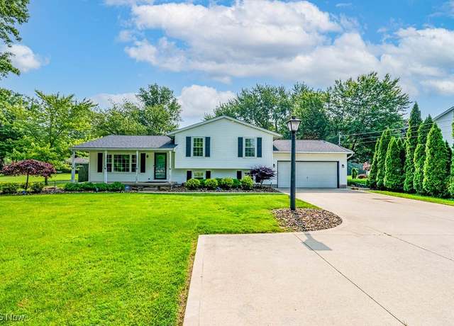 Property at 4835 Canfield Rd, Canfield, OH 44406, 4 beds, 2 baths