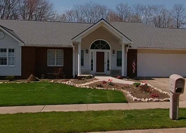 Property at 976 Rosemarie Cir, Wadsworth, OH 44281, 2 beds, 2 baths