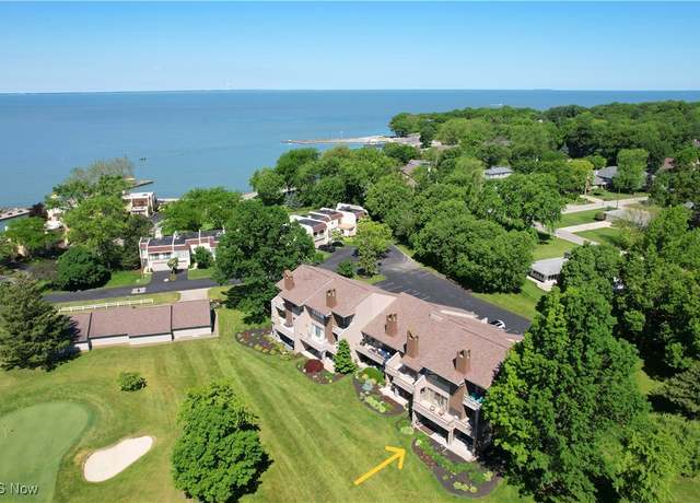 Property at 3307 N Stonehouse Dr, Port Clinton, OH 43452, 3 beds, 2 baths