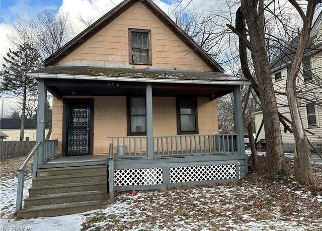 Property at 2921 E 114th, Cleveland, OH 44104, 2 beds, 1 bath