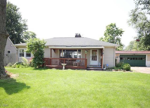 Property at 41895 Edison Ct, Elyria, OH 44035, 3 beds, 2 baths