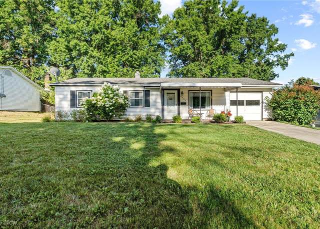 Property at 3642 Northport Dr, Stow, OH 44224, 3 beds, 1 bath