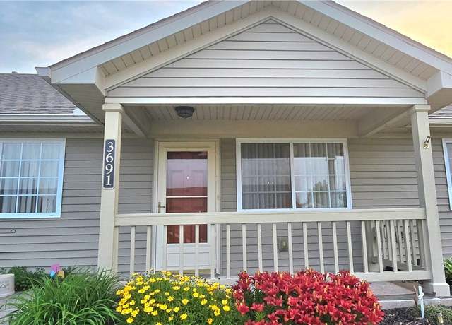 Property at 3691 Colony Hill Dr, Zanesville, OH 43701, 2 beds, 2 baths