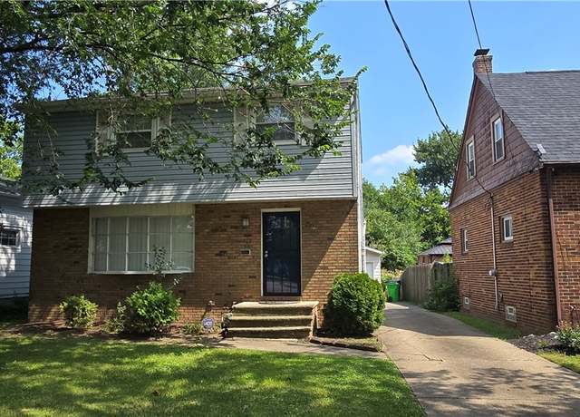 Property at 639 Lincoln Blvd, Bedford, OH 44146, 4 beds, 1.5 baths