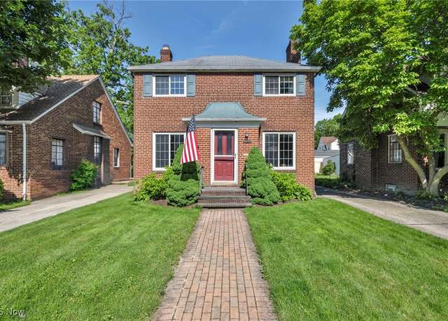 Property at 3163 W 160th St, Cleveland, OH 44111, 2 beds, 1 bath