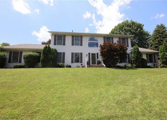 Property at 1524 Walker Rd, Follansbee, WV 26037, 4 beds, 4 baths