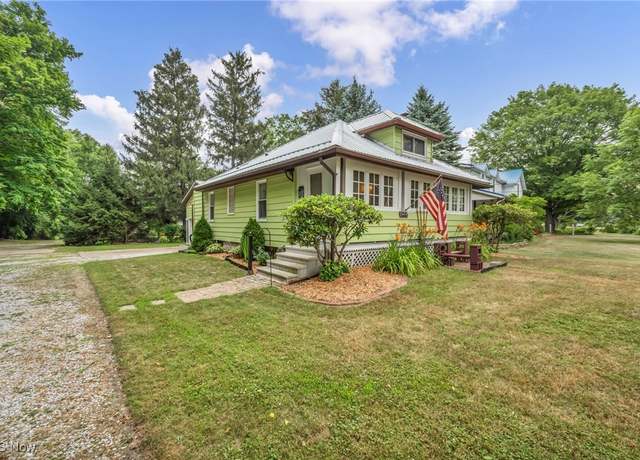Property at 9017 Lakeshore Blvd, Mentor, OH 44060, 3 beds, 1 bath