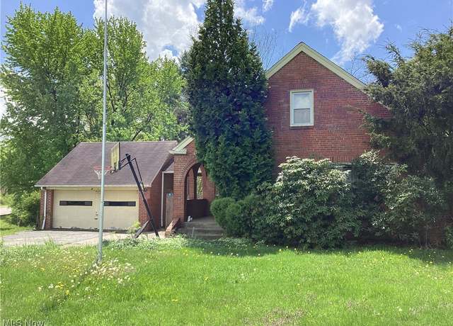 Property at 6628 Mill Rd, Brecksville, OH 44141, 3 beds, 1.5 baths