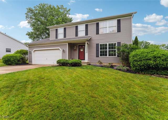 Property at 243 Simon Ln, Medina, OH 44256, 4 beds, 2.5 baths