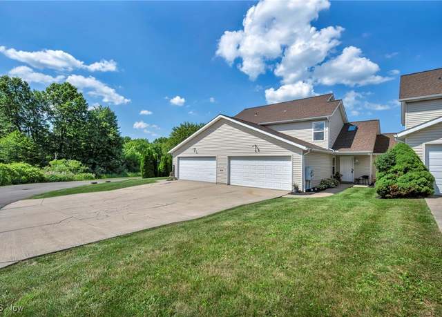Property at 4052 Pine Dr, Rootstown, OH 44272, 3 beds, 2 baths