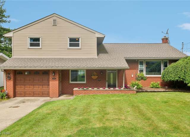 Property at 1455 Buckeye Cir, Salem, OH 44460, 3 beds, 2 baths