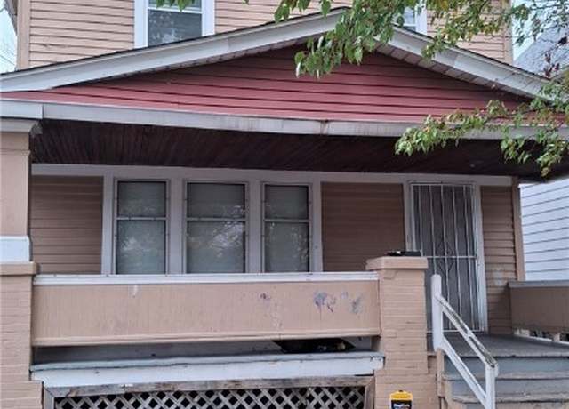 Property at 3301 W 94th St, Cleveland, OH 44102, 3 beds, 1.5 baths