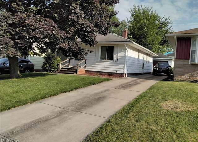 Property at 12514 Park Knoll Dr, Garfield Heights, OH 44125, 3 beds, 1 bath