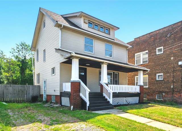 Property at 3577 W 105th St, Cleveland, OH 44111, 3 beds, 1.5 baths