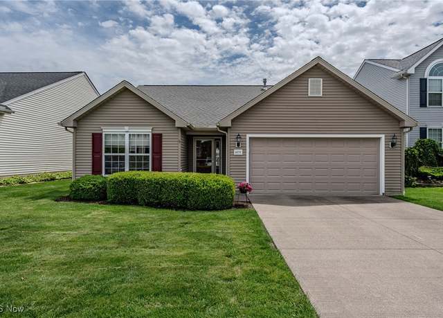 Property at 4579 Fields Way, Lorain, OH 44053, 3 beds, 2 baths
