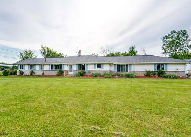 Property at 19740 Benbow Rd, Strongsville, OH 44136, 4 beds, 2.5 baths