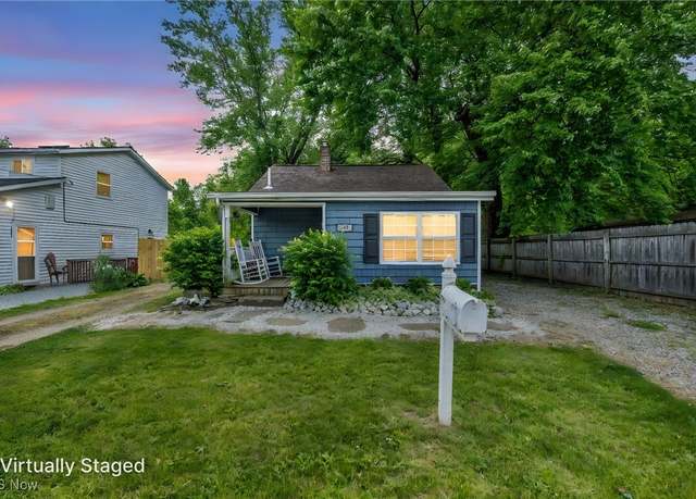 Property at 344 Canova Dr, Akron, OH 44319, 3 beds, 1 bath