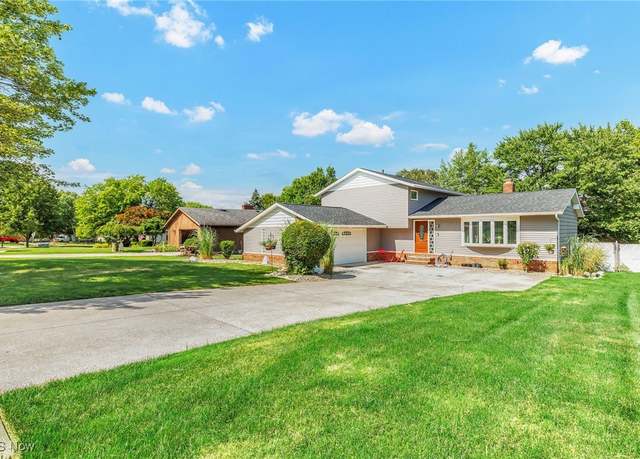 Property at 13988 Bennington Blvd, Middleburg Heights, OH 44130, 4 beds, 2 baths