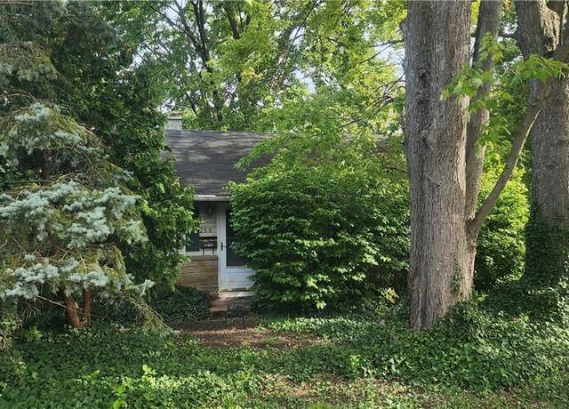 Property at 266 Race St, Berea, OH 44017, 3 beds, 1 bath