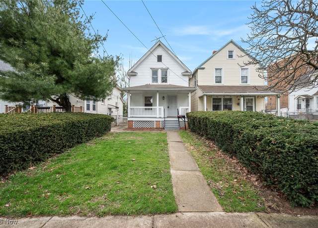 Property at 1621 Lakewood Ave, Lakewood, OH 44107, 3 beds, 2.5 baths