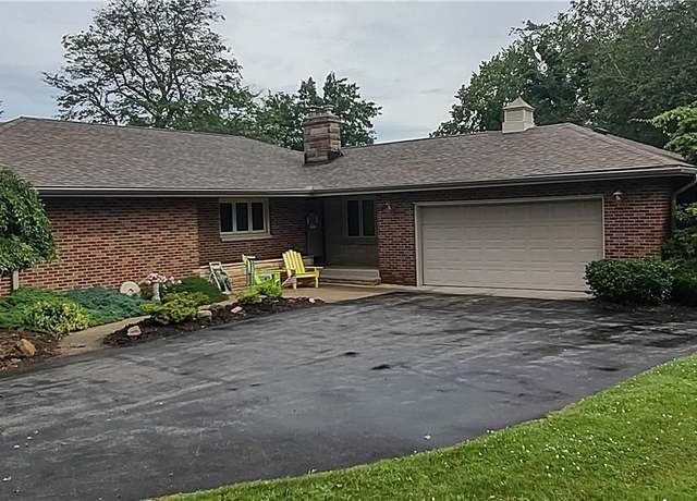 Property at 1648 Highland Ln, Ashtabula, OH 44004, 4 beds, 3 baths