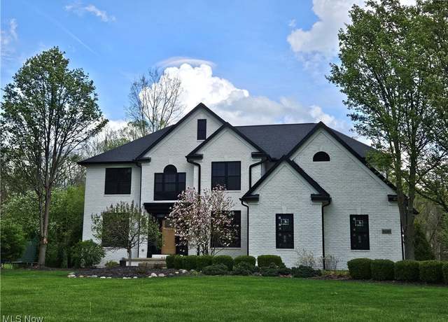 Property at 2037 S Meadow Cir, Akron, OH 44333, 5 beds, 5.5 baths