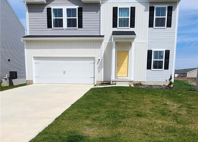 Property at 3047 Mcintosh Dr NE, Louisville, OH 44641, 4 beds, 2.5 baths