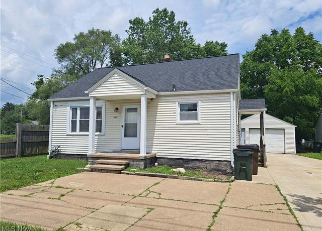 Property at 2239 N Ridge Rd E, Lorain, OH 44055, 3 beds, 1 bath