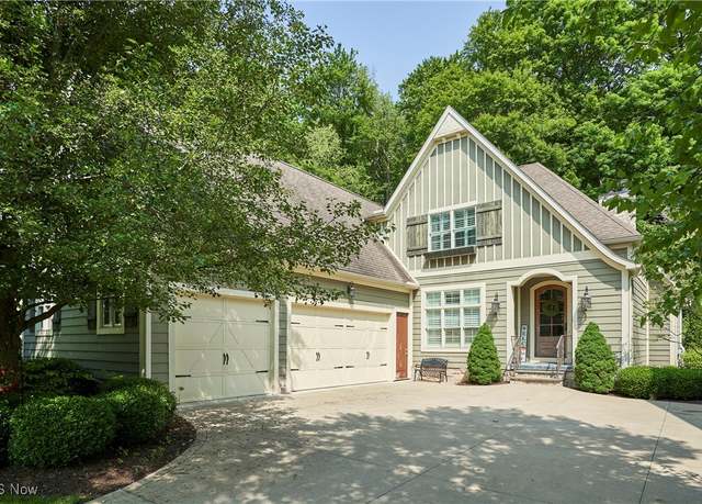 Property at 213 Provence Pointe, Akron, OH 44333, 3 beds, 3.5 baths