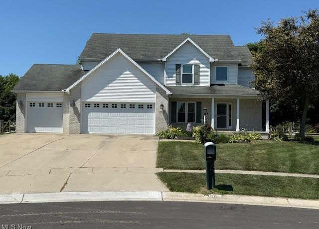 Property at 7813 Empire Ct, Holland, OH 43528, 4 beds, 2 baths