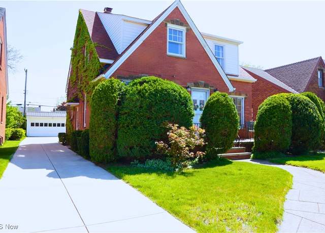 Property at 2217 Brookview Blvd, Parma, OH 44134, 5 beds, 2 baths
