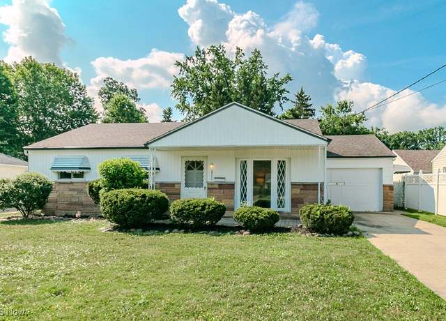 Property at 38272 Laura Dr, Eastlake, OH 44095, 3 beds, 1 bath
