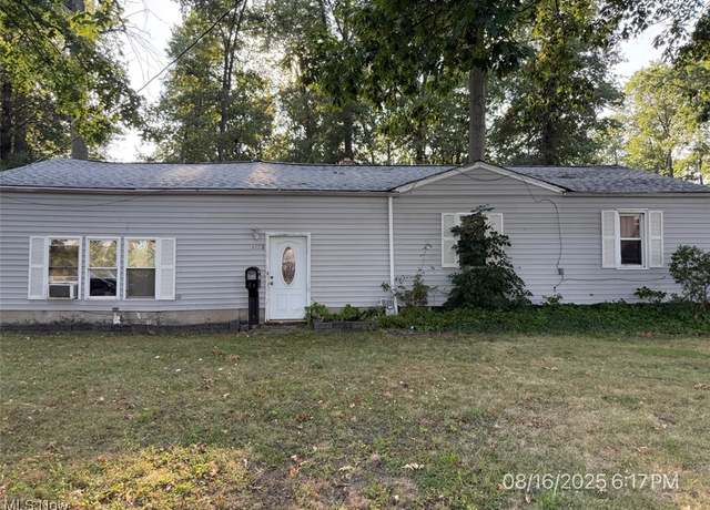 Property at 1798 E 337th St, Eastlake, OH 44095, 3 beds, 1 bath