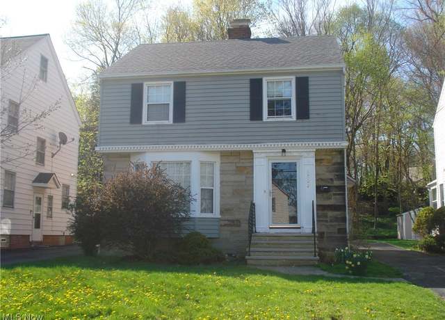 Property at 3702 Woodridge Rd, Cleveland Heights, OH 44121, 3 beds, 1.5 baths