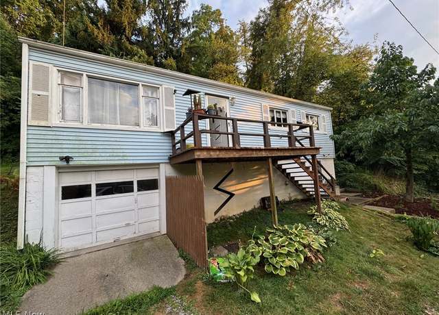 Property at 211 Scotts Ln, Bridgeport, OH 43912, 2 beds, 1 bath