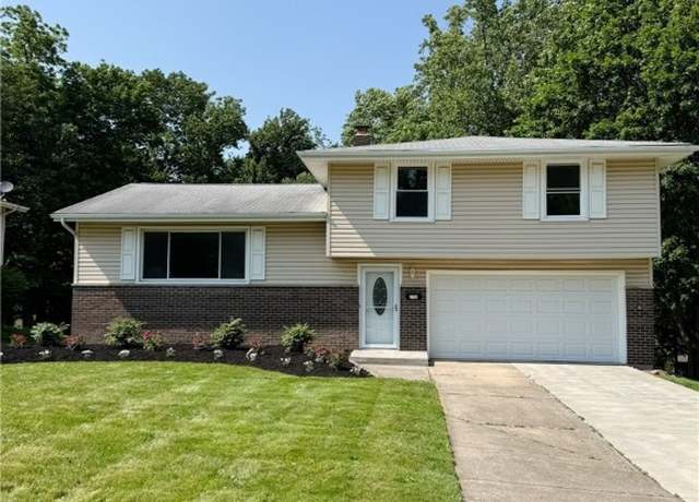 Property at 1723 Laurel Dr, Twinsburg, OH 44087, 4 beds, 2.5 baths