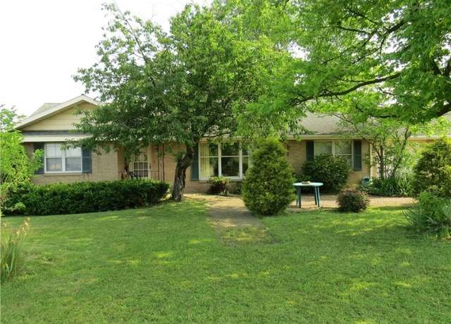 Property at 576 12th St NW, Carrollton, OH 44615, 2 beds, 2 baths