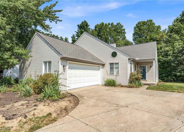 Property at 6671 Laurel Ln #142, Olmsted Falls, OH 44138, 3 beds, 2 baths