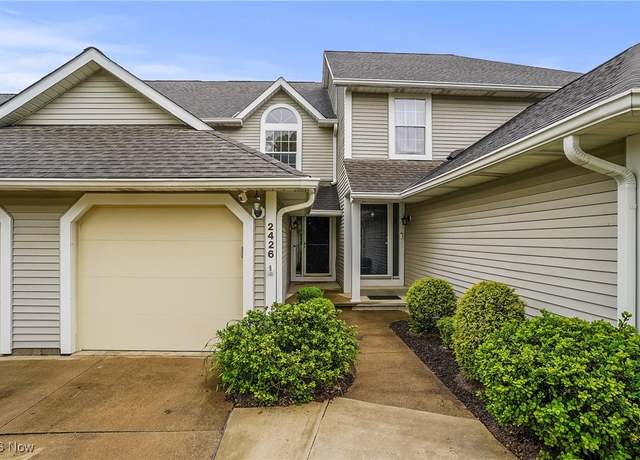 Property at 2426 Wrens Dr S, Stow, OH 44224, 2 beds, 2.5 baths