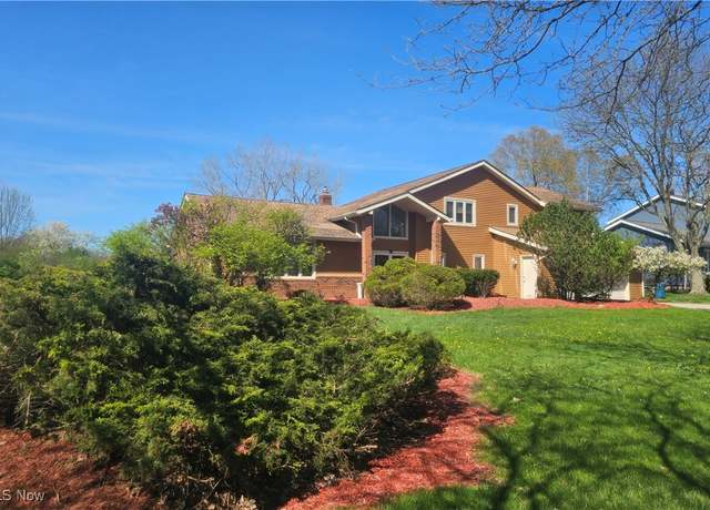 Property at 23821 Halburton Rd, Beachwood, OH 44122, 5 beds, 2.5 baths