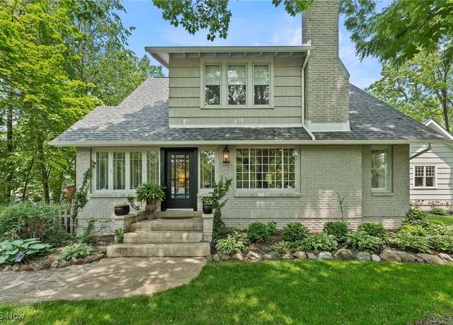 Property at 81 E Streetsboro St, Hudson, OH 44236, 4 beds, 3.5 baths