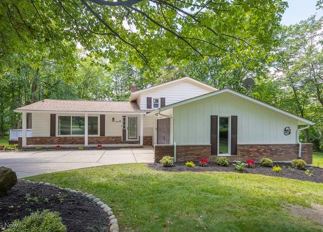Property at 343 Spring Grove Dr, Tallmadge, OH 44278, 4 beds, 3 baths