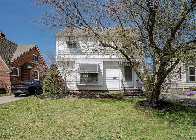 Property at 3000 Brookview Blvd, Parma, OH 44134, 3 beds, 1.5 baths