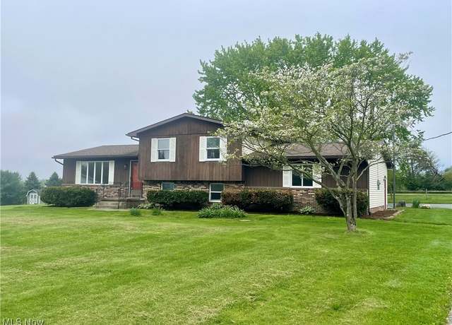 Property at 2235 Schellin Rd, Wooster, OH 44691, 4 beds, 2 baths