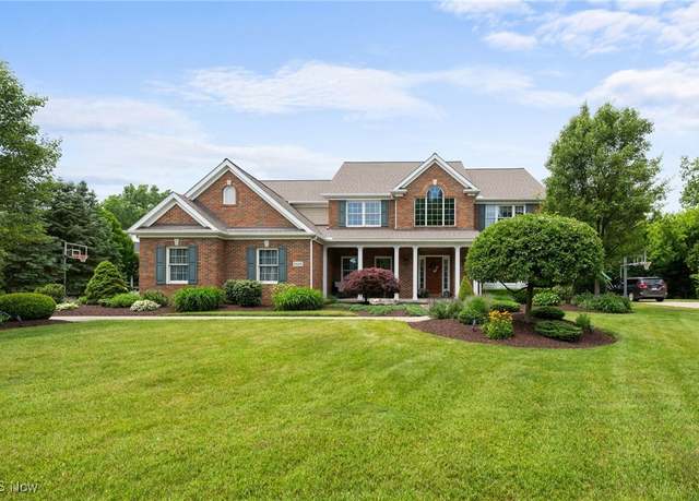 Property at 3428 Truxton Pl, Avon, OH 44011, 4 beds, 4 baths