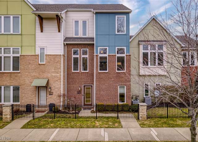 Property at 2280 City View Dr, Cleveland, OH 44113, 3 beds, 2.5 baths
