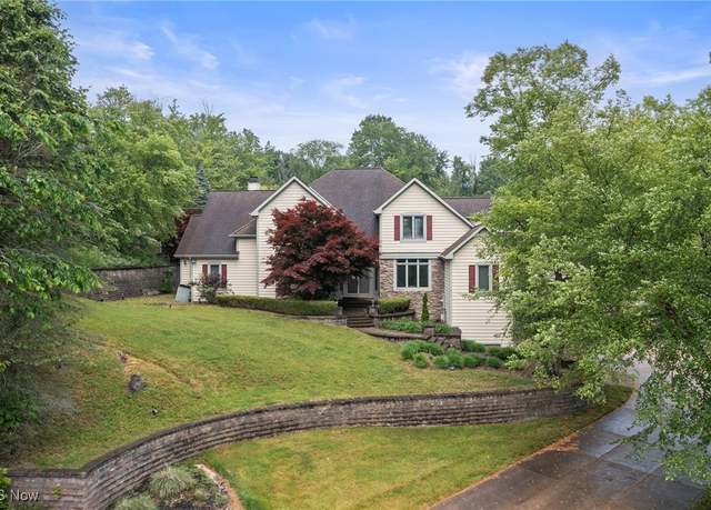 Property at 769 Village Trl, Mayfield Village, OH 44040, 4 beds, 4 baths